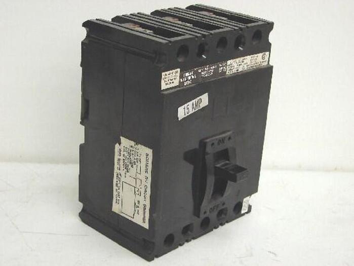 Used SQUARE D 15 Amp Circuit Breaker FAL34015 Used