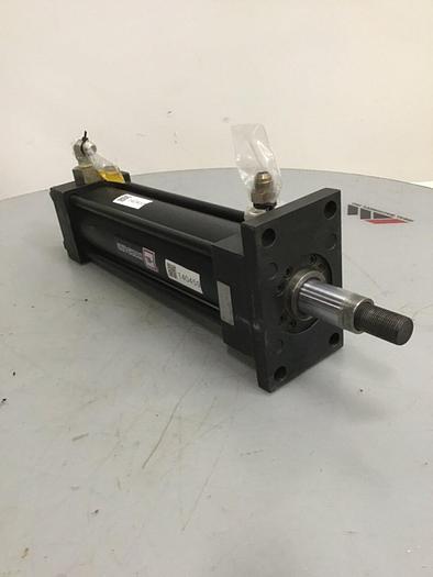 Used HYDRO LINE Cylinder N5F-3.25X12 C-1.38-2-8-H-R-1-1 #140459