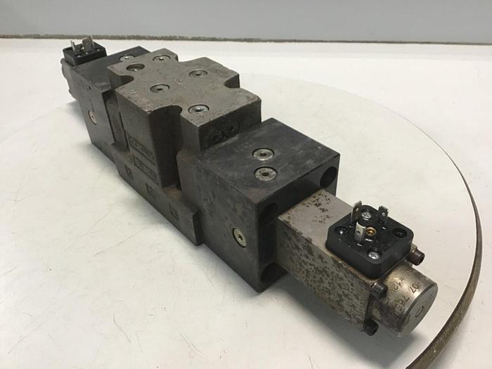 Used MOOG Valve WEPF4P10A03CSAN Used