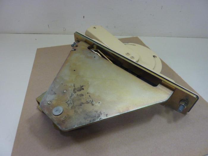 Used ALLEN BRADLEY Handle 1494D-N3 SER A #49155