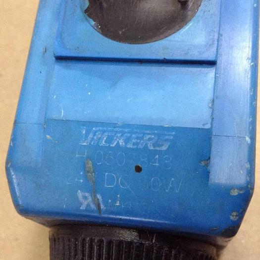 Used VICKERS Valve DG4V-3S-33C-M-U-H5-60 #130789