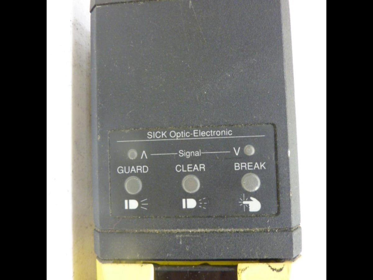 Used SICK OPTIC ELECTRONIC Light Curtain Receiver AGSE 1200-1211 USED