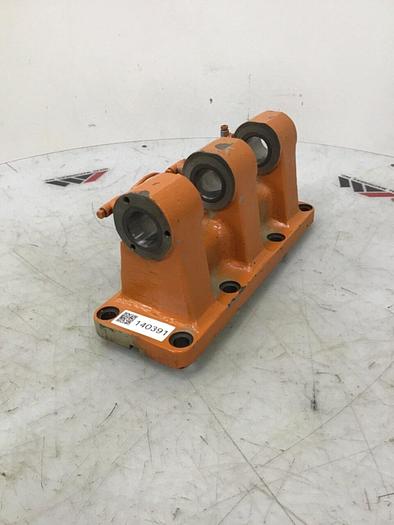 Used CINCINNATI MILACRON Toggle Link Mount Sliding Platen 100TON PC-3 / TLMSP #140391