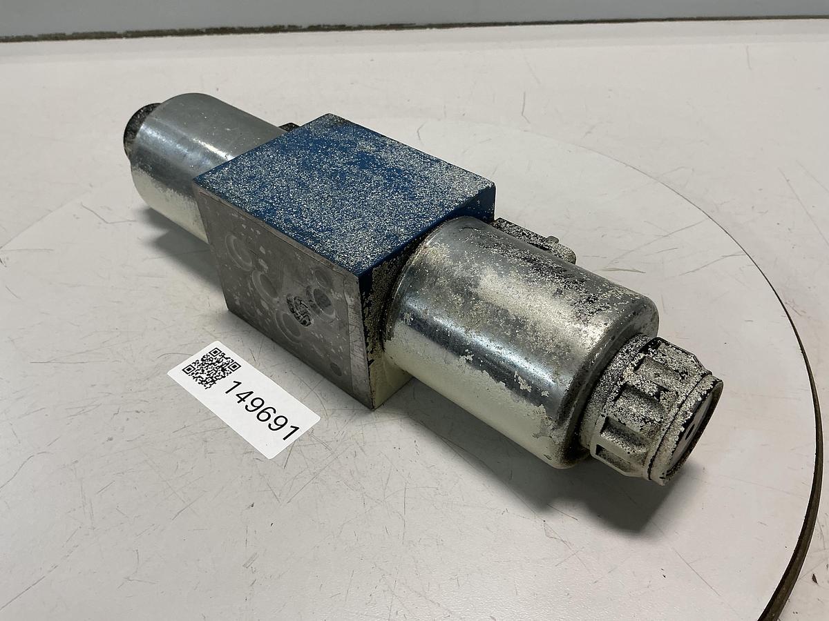 Used REXROTH 4WE10E33/CG24N9K4