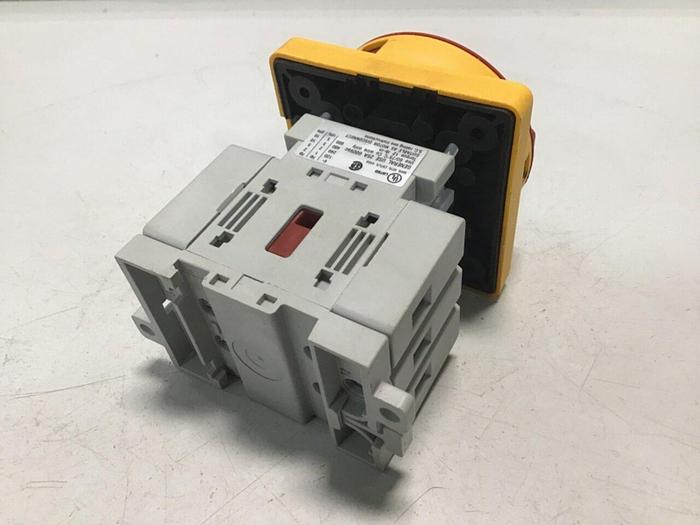 Used ALLEN BRADLEY Disconnect Safety Switch 194E-A25-1753 SER B #112967