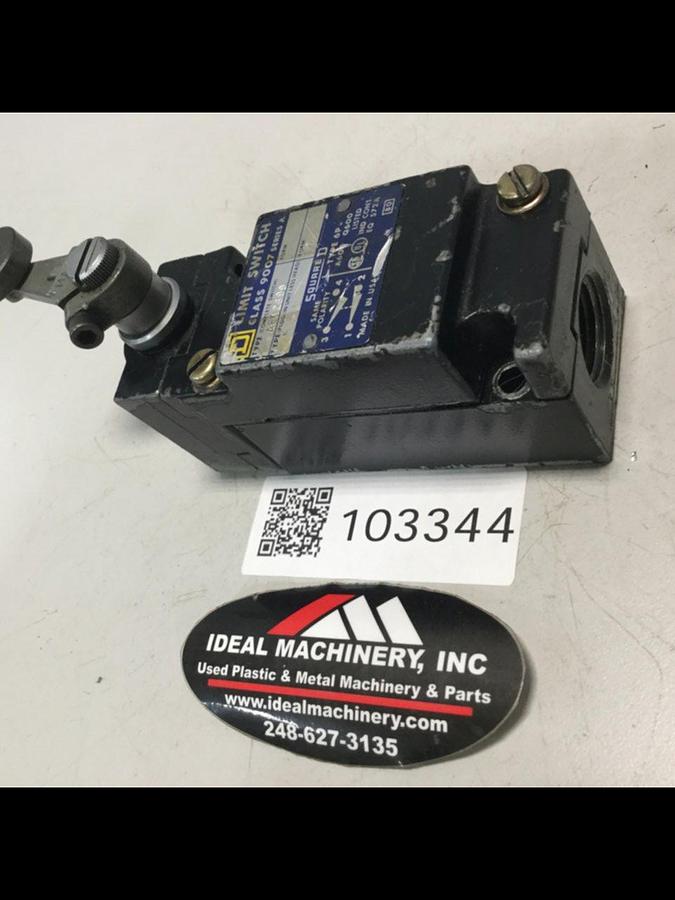 Used SQUARE D Limit Switch 9007AEQ2699 Used
