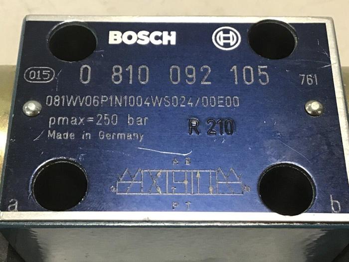Used BOSCH Directional Valve 0 810 092 105 #137816