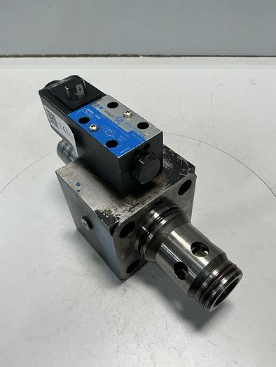 Used VICKERS DG4V-3-2A-M-U-B6-60