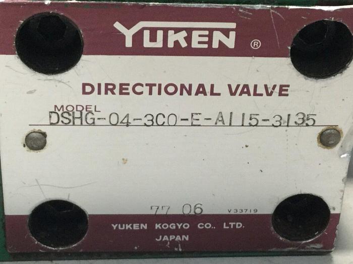 Used YUKEN Directional Valve DSHG-04-3C0-E-A115-3135 #102949