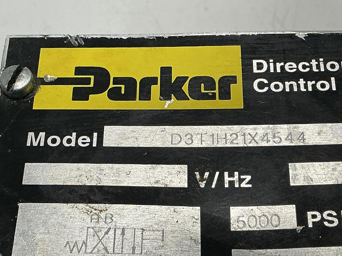 Used PARKER D3T1H21X4544 Valve Used #147080