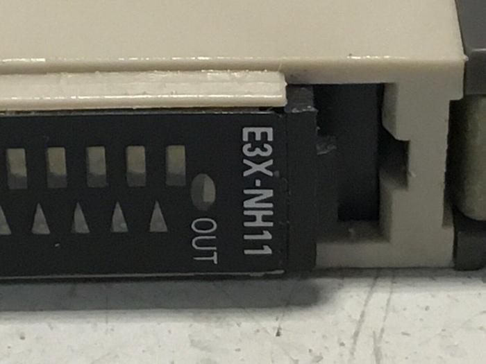 Used OMRON Photoelectric Sensor E3X-NH11 #128489