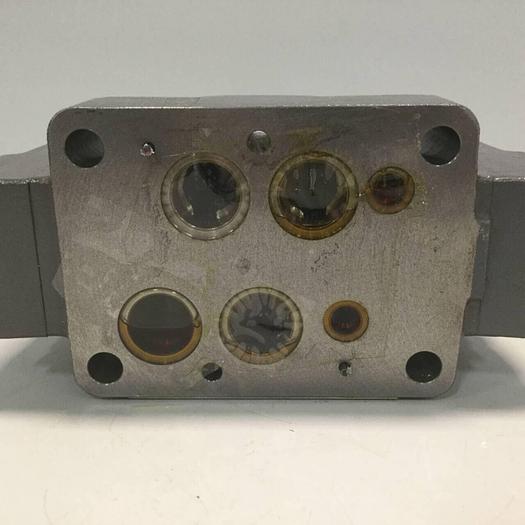 Used TOKIMEC VICKERS Directional Control Valve DG5V7-2C-E-P7-H-80-JA #95300