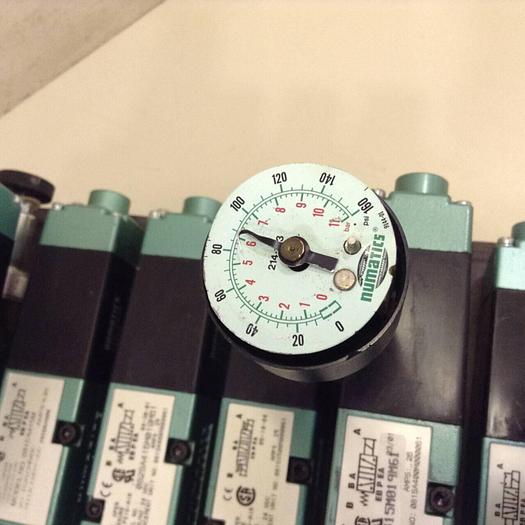 Used NUMATICS Control Block w/ Valves 082SS415M #80009