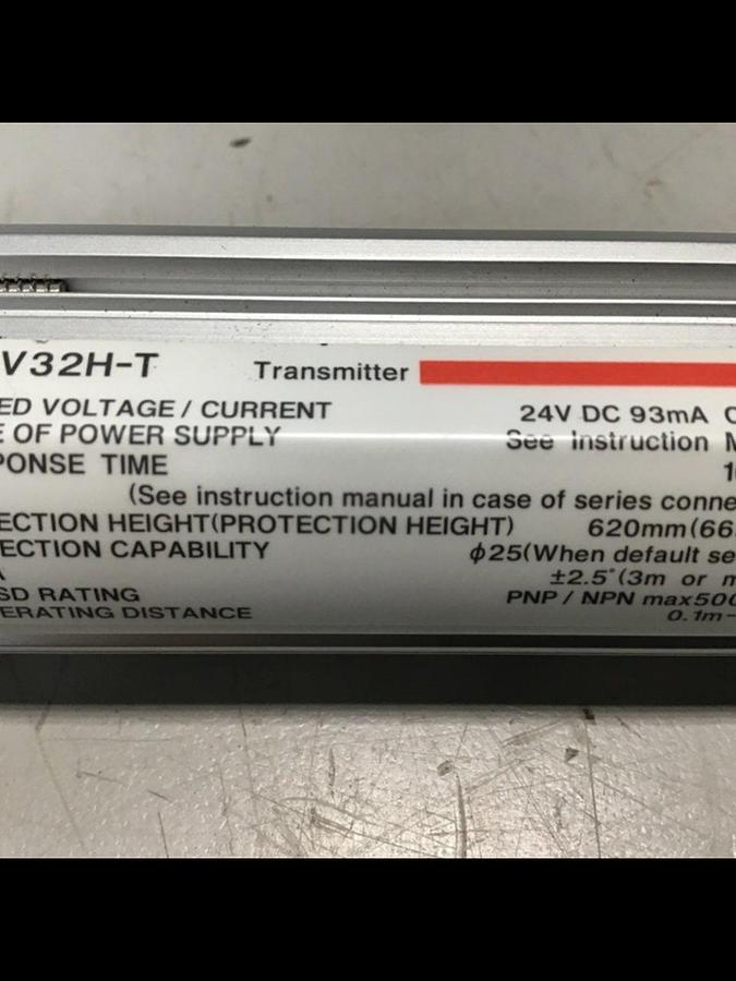 Used KEYENCE CORP Light Curtain Receiver SL-V32H-R USED