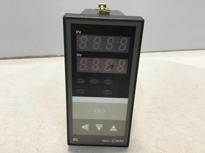 Used RKC Temperature Control REX-C400FK03VNN #124236
