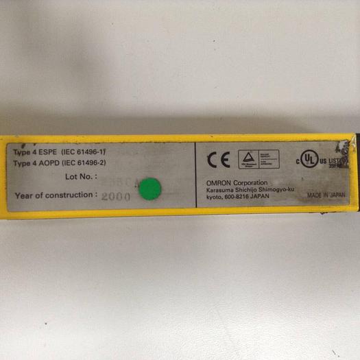 Used OMRON Safety Light Curtain F3S-A082-L #90218