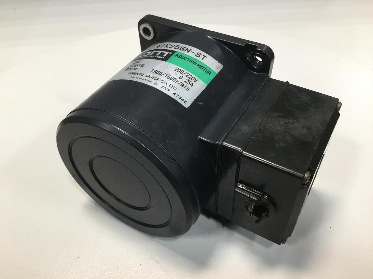 Used ORIENTAL MOTOR Induction Motor 4IK25GN-ST USED