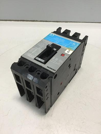 Used SIEMENS 30 Amp Circuit Breaker ED63B030 #138498