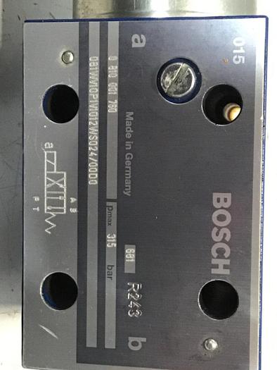 Used BOSCH Valve 0 810 001 760 #135566
