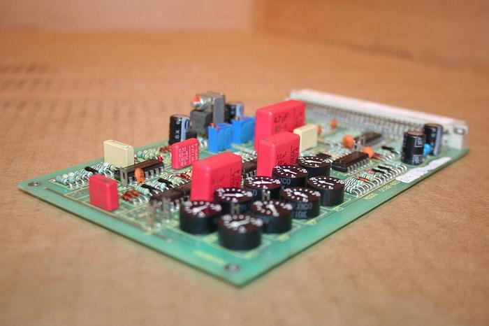 Used MOOG Circuit Board D122-025-A019 Used