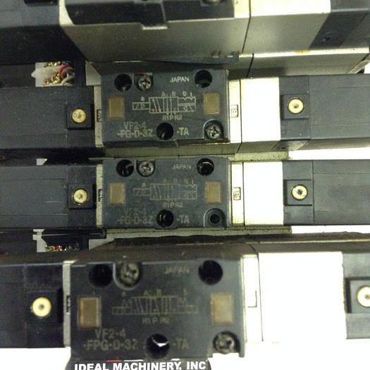Used SMC Solenoid Valves w/ Manifold Assembly NVFS2600-5FZ #76618