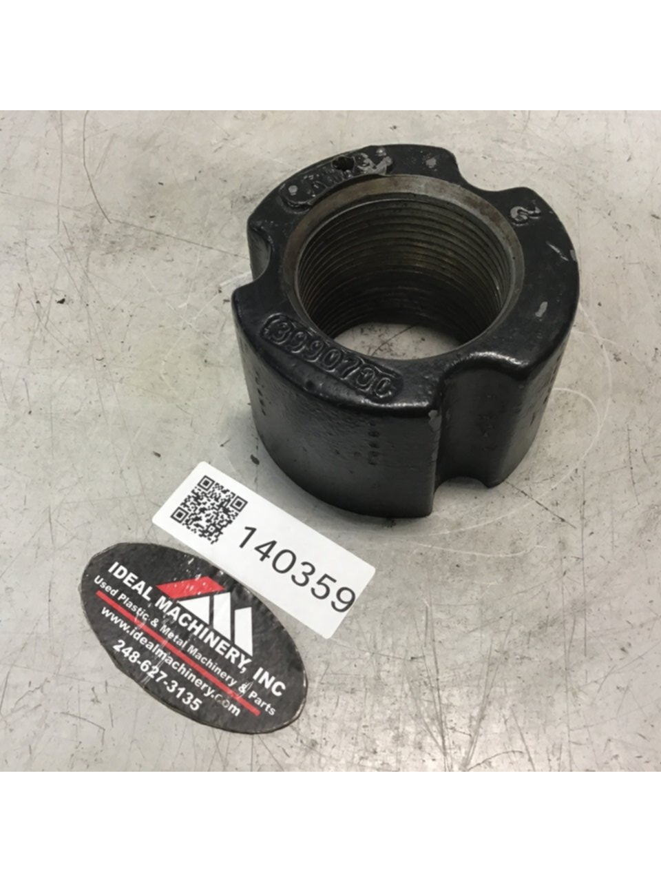 Used CINCINNATI MILACRON Tie Bar Nut 3990700 USED