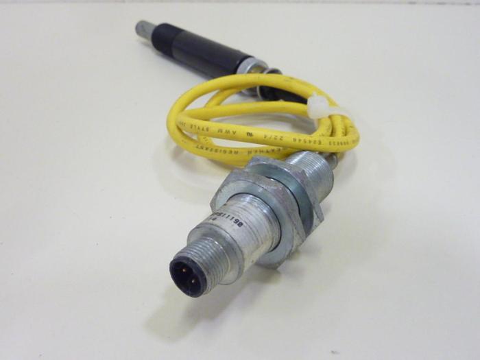 Used SYRON Proximity Switch SPS11190 #44068