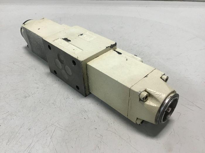 Used KRAUSS MAFFEI Valve 6251182 #125942