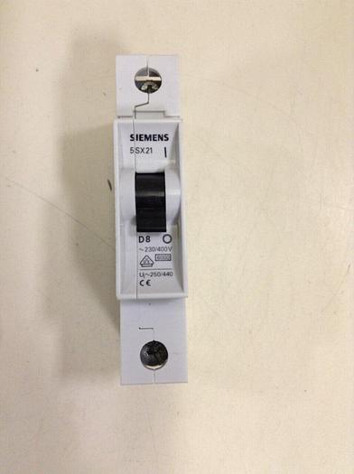 Used SIEMENS 8 Amp Circuit Breaker 5SX21-D8 #75749
