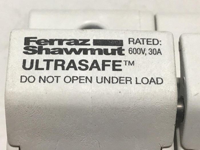 Used FERRAZ SHAWMUT 30 Amp Fuse Holder US3J3 #115729