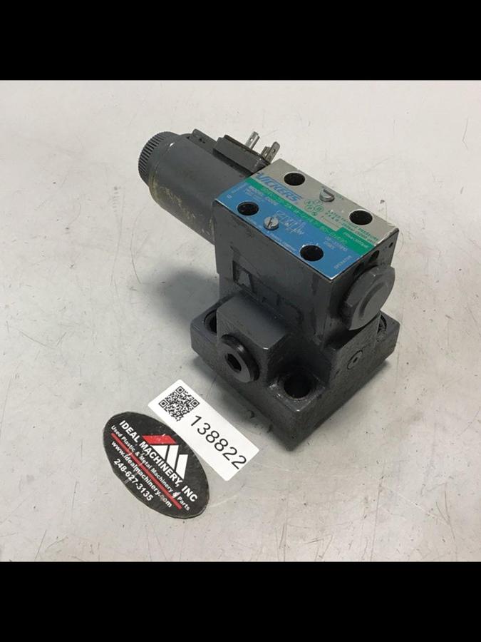 Used VICKERS Valve DG4V3S2AMUHL760EN490 Used