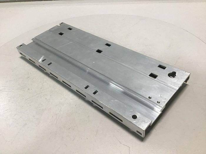 Used MITSUBISHI Base Unit BD650A 077G51 E46669-711V #113862