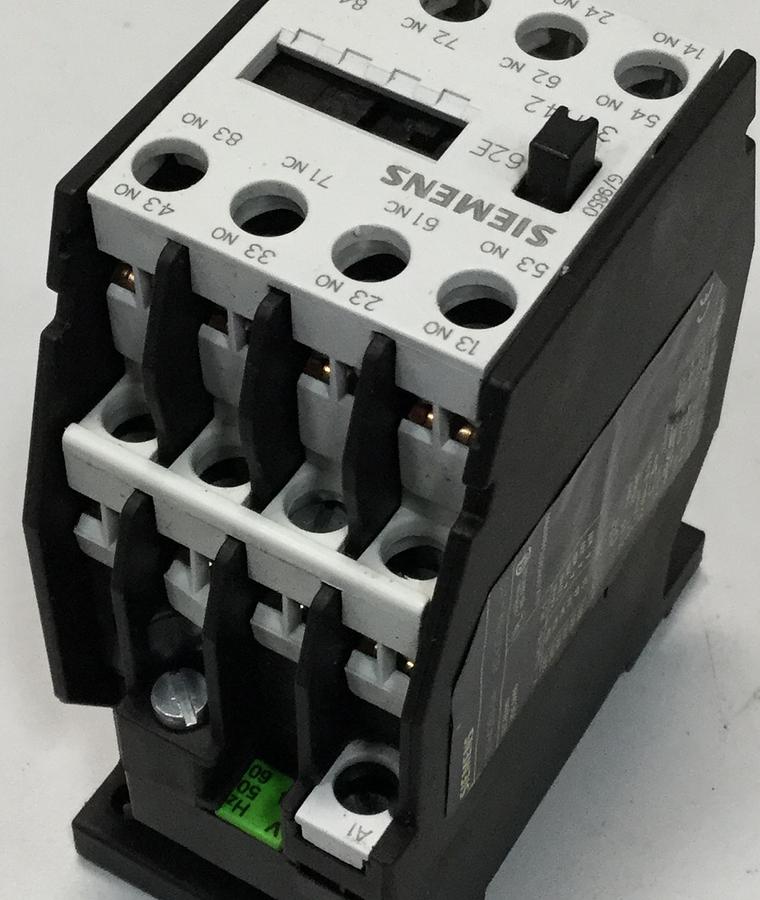 Used SIEMENS Contactor Relay 3TH4262-0A USED