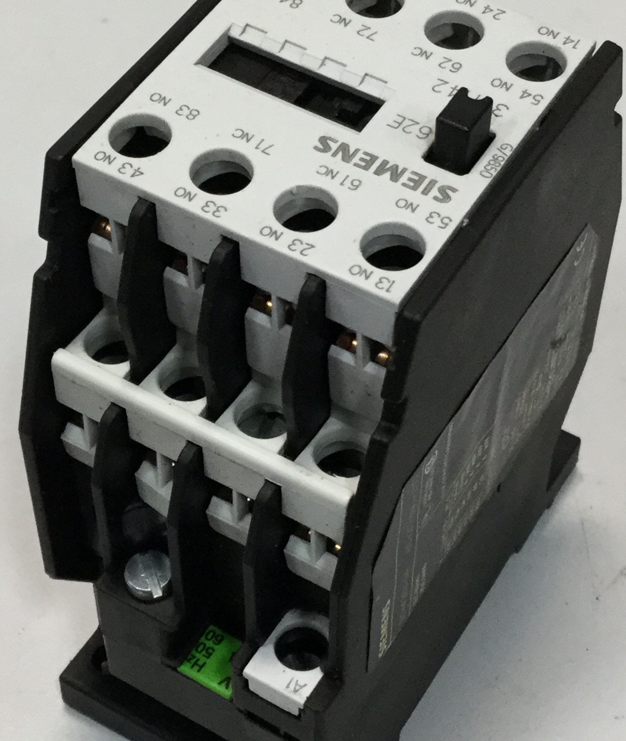 Used SIEMENS Contactor Relay 3TH4262-0A USED