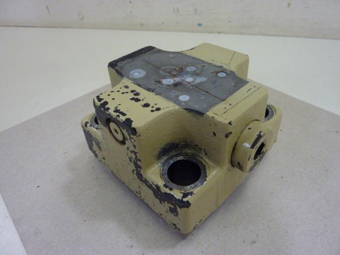 Used VICKERS Valve CVCS32W31S210 #59843