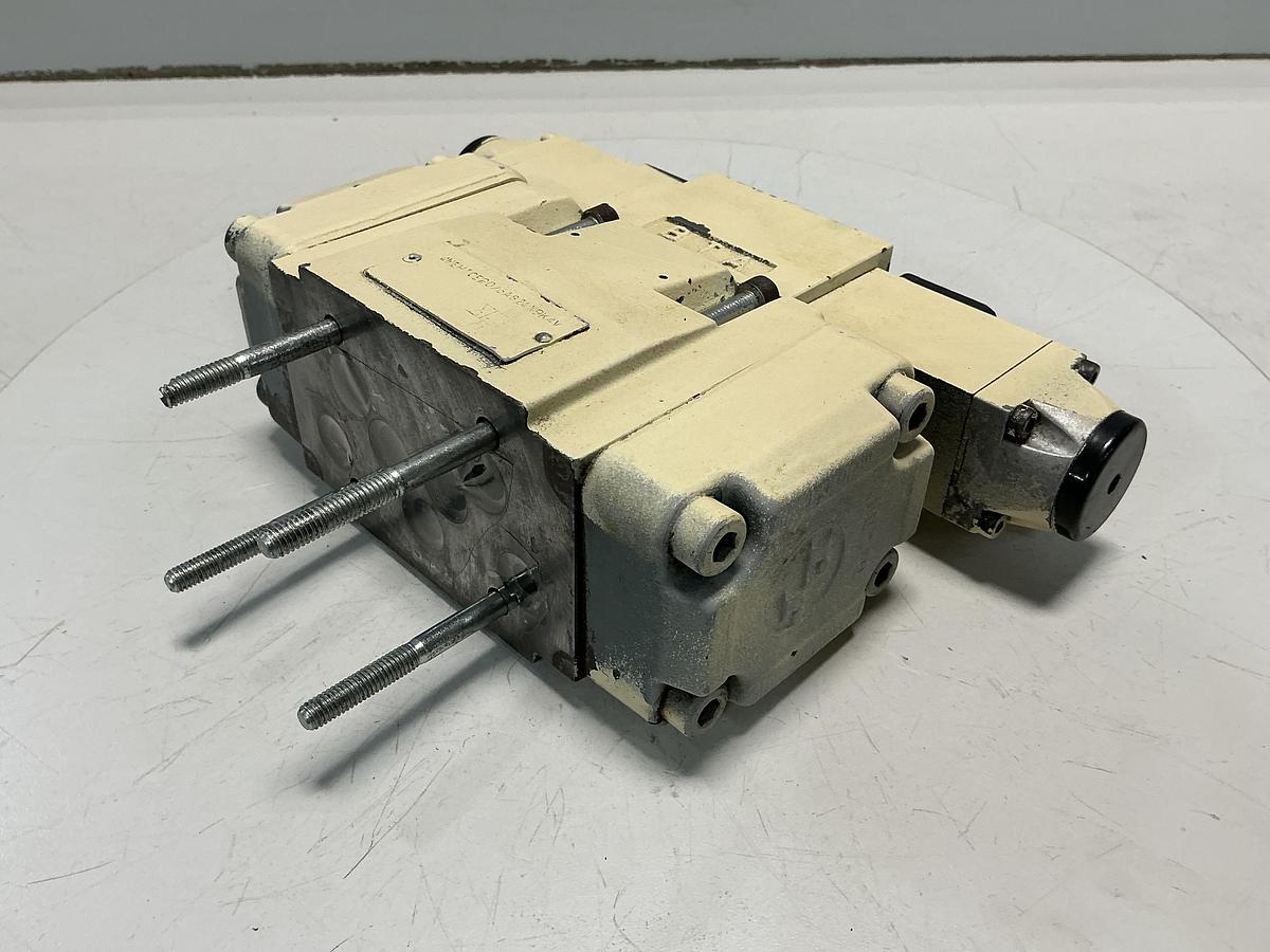 Used REXROTH 4WE6J51/AG24N9K4V