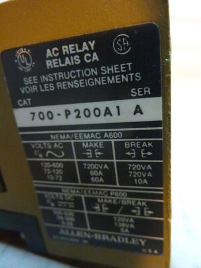 Used ALLEN BRADLEY AC Relay 700-P200A1 SER A #22892