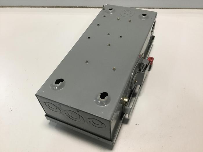 Used SQUARE D 30 Amp Safety Disconnect Switch H361 E1 Used