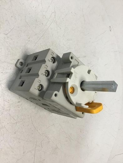 Used ALLEN BRADLEY Safety Switch Base 194E-A25-1753 BASE #119167