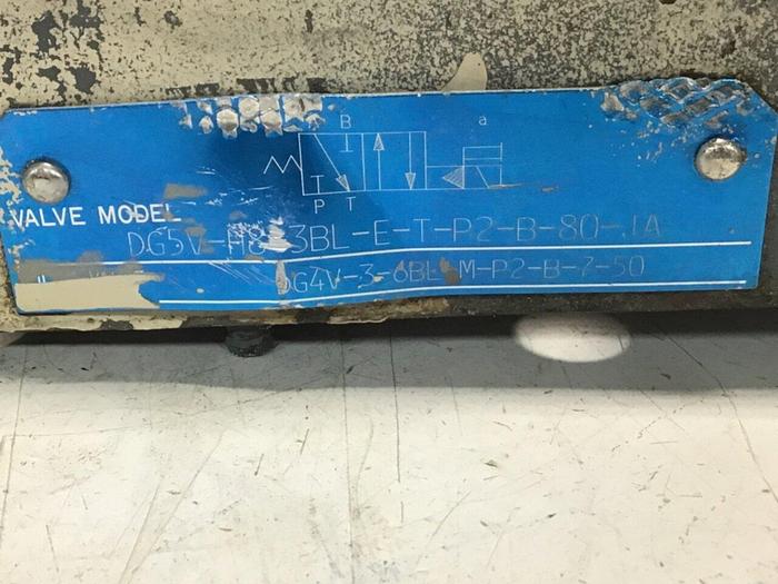Used VICKERS Valve DG5VH83BLET DG5V-H8-3BL-E-T-P2-B-80-JA #138093