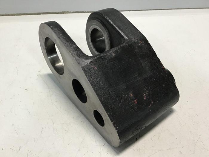 Used HUSKY Tie Bar Lock Link Mount Bracket 244693 #123961