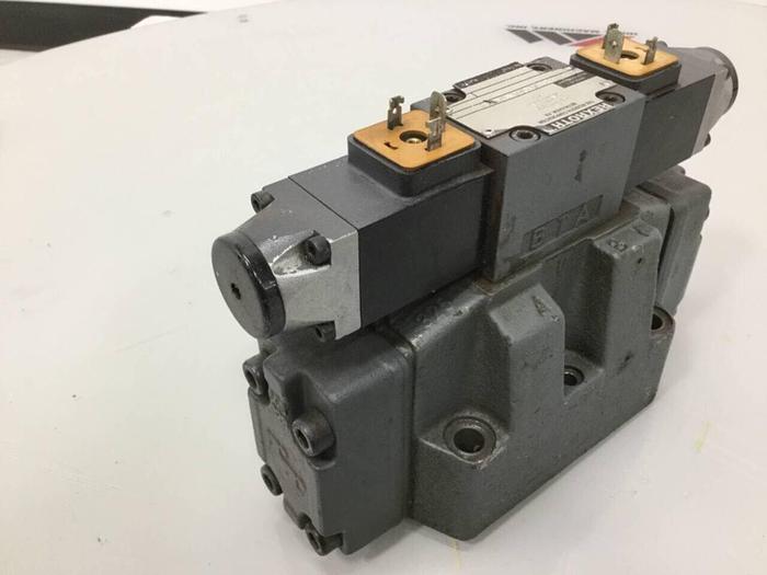 Used REXROTH Valve 4WE6J51AG24N9K4V #90248