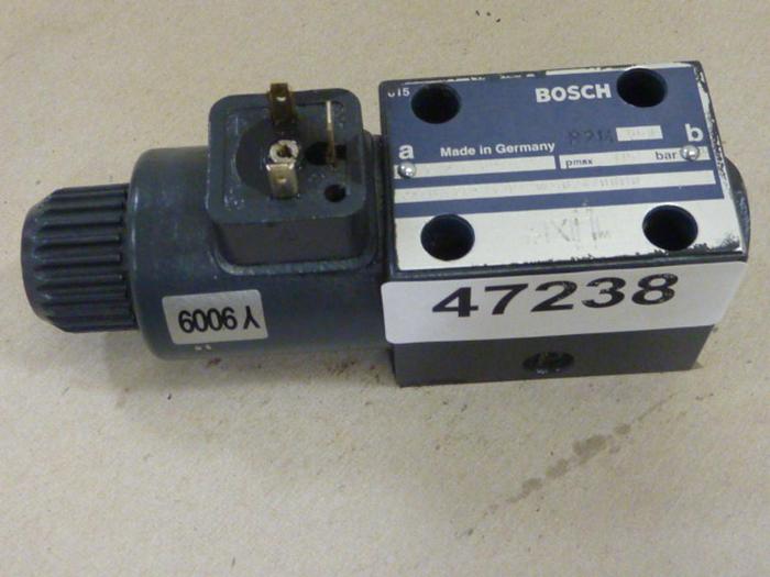 Used BOSCH Directional Valve 0 810 091 227 #47238