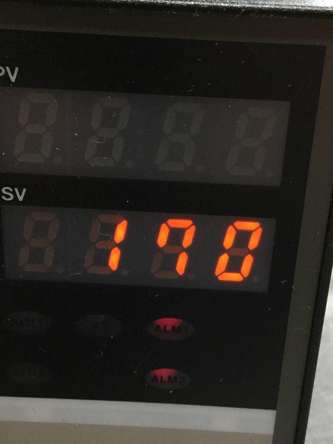 Used RKC Temperature Control REX-C400FK03VNN USED