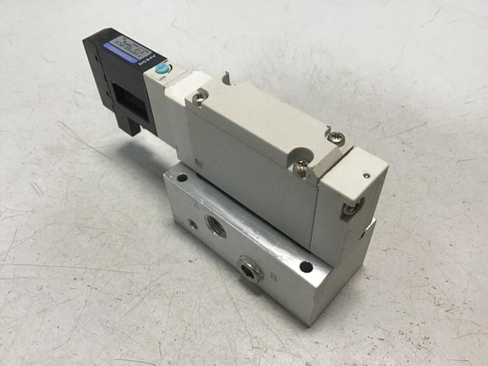 Used KOGANEI Solenoid Valve F15T0G-PL3 #120874