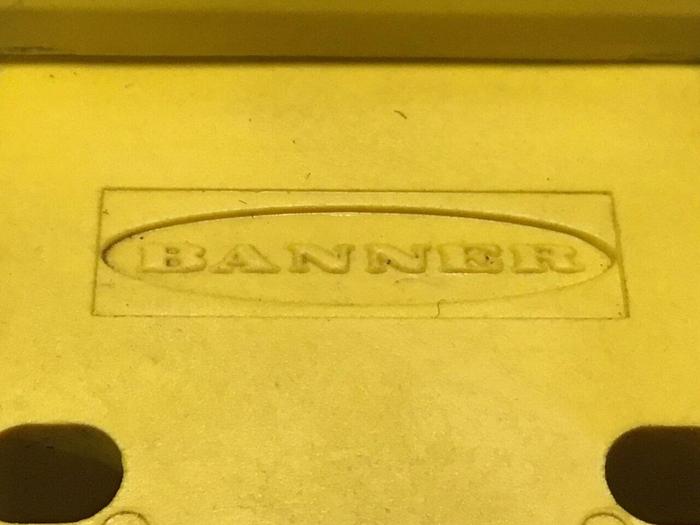 Used BANNER ENGINEERING Photoelectric Sensor Q45BB6DXQ5 #128513