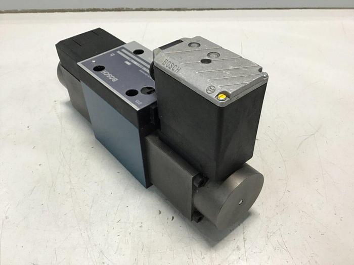 Used BOSCH Proportional Valve 0 811 404 851 Used
