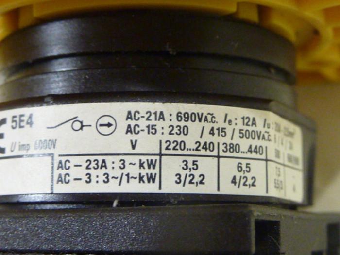 Used KLOCKNER MOELLER Cam Switch T0-2-8293 #43222