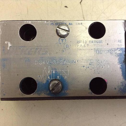 Used VICKERS Valves DG4V-3-2AL-M-U-HL7-60 #89144