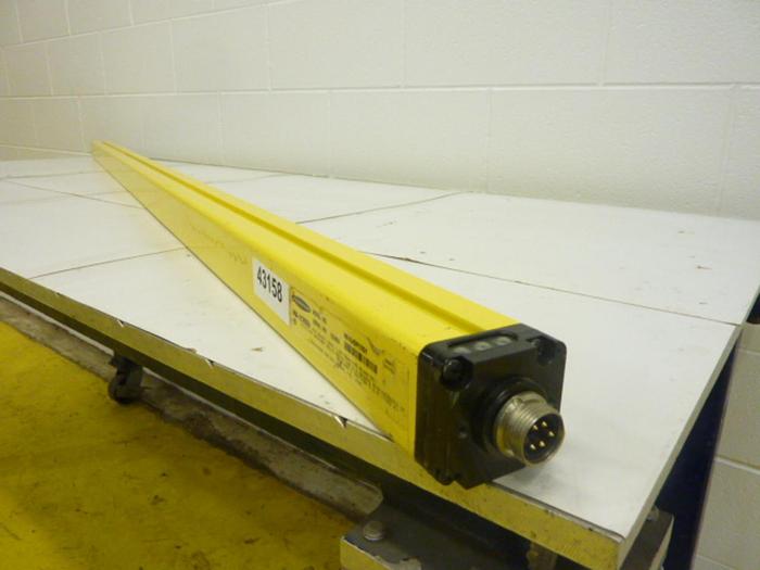 Used BANNER ENGINEERING Long Range Light Curtain MSXLHDR7212Y Used